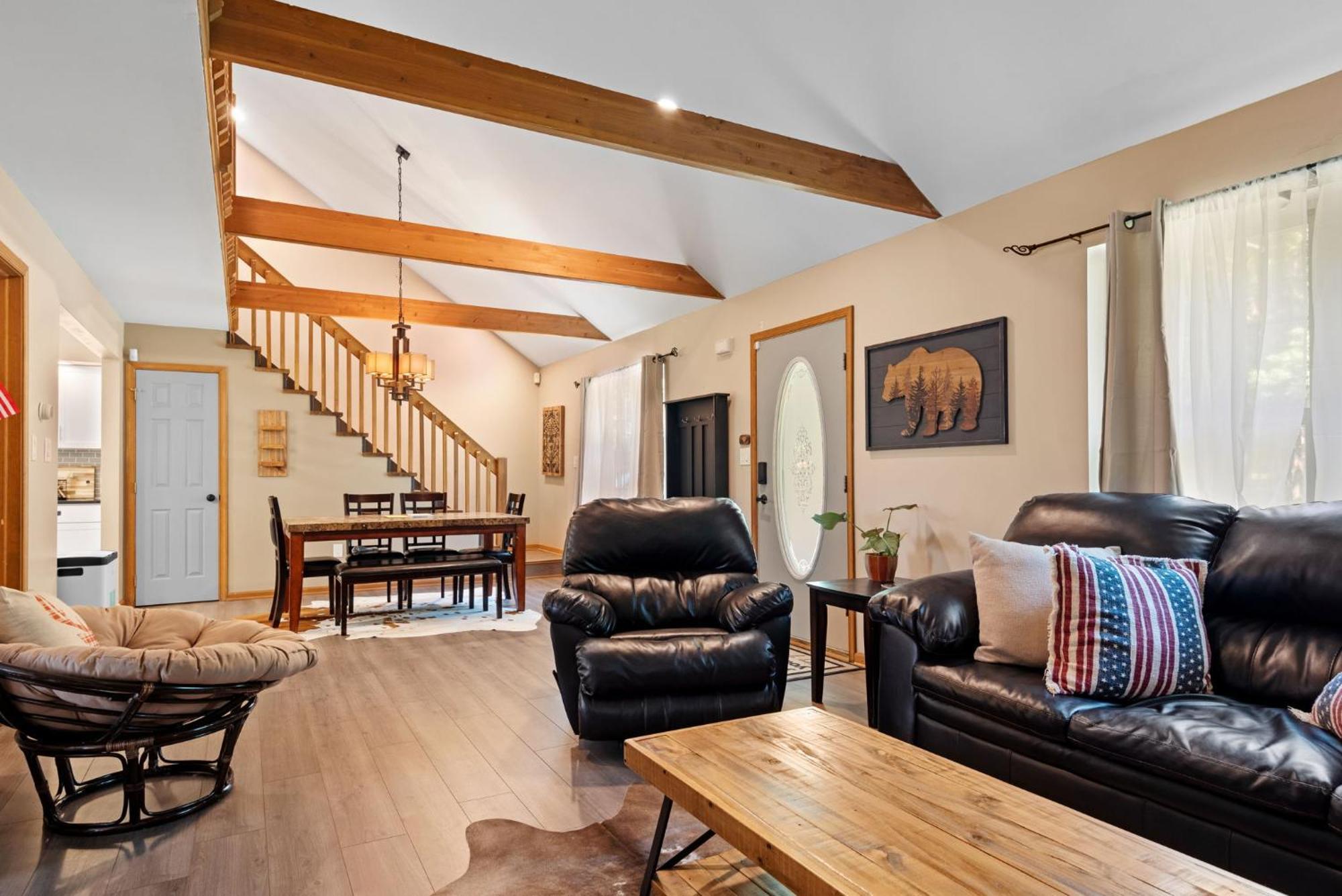 Lace Retreat Albrightsville